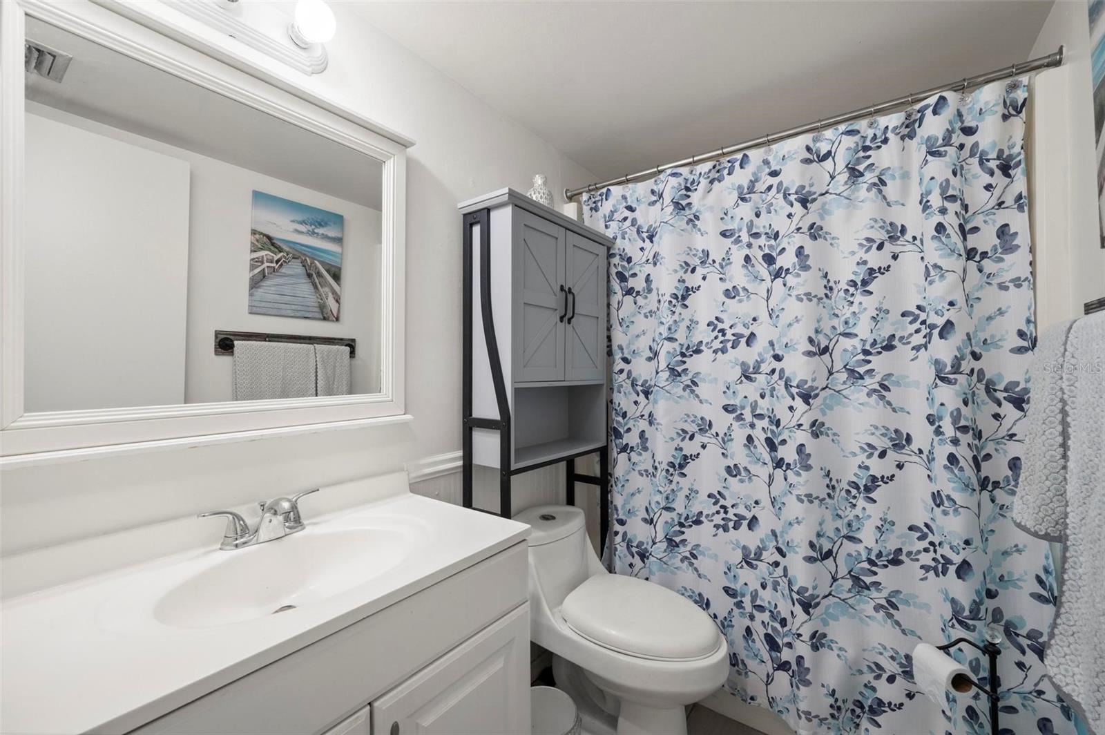 EDGEWATER VILLAGE BLDG E - Residential