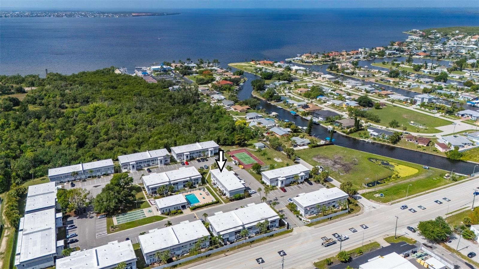 EDGEWATER VILLAGE BLDG E - Residential