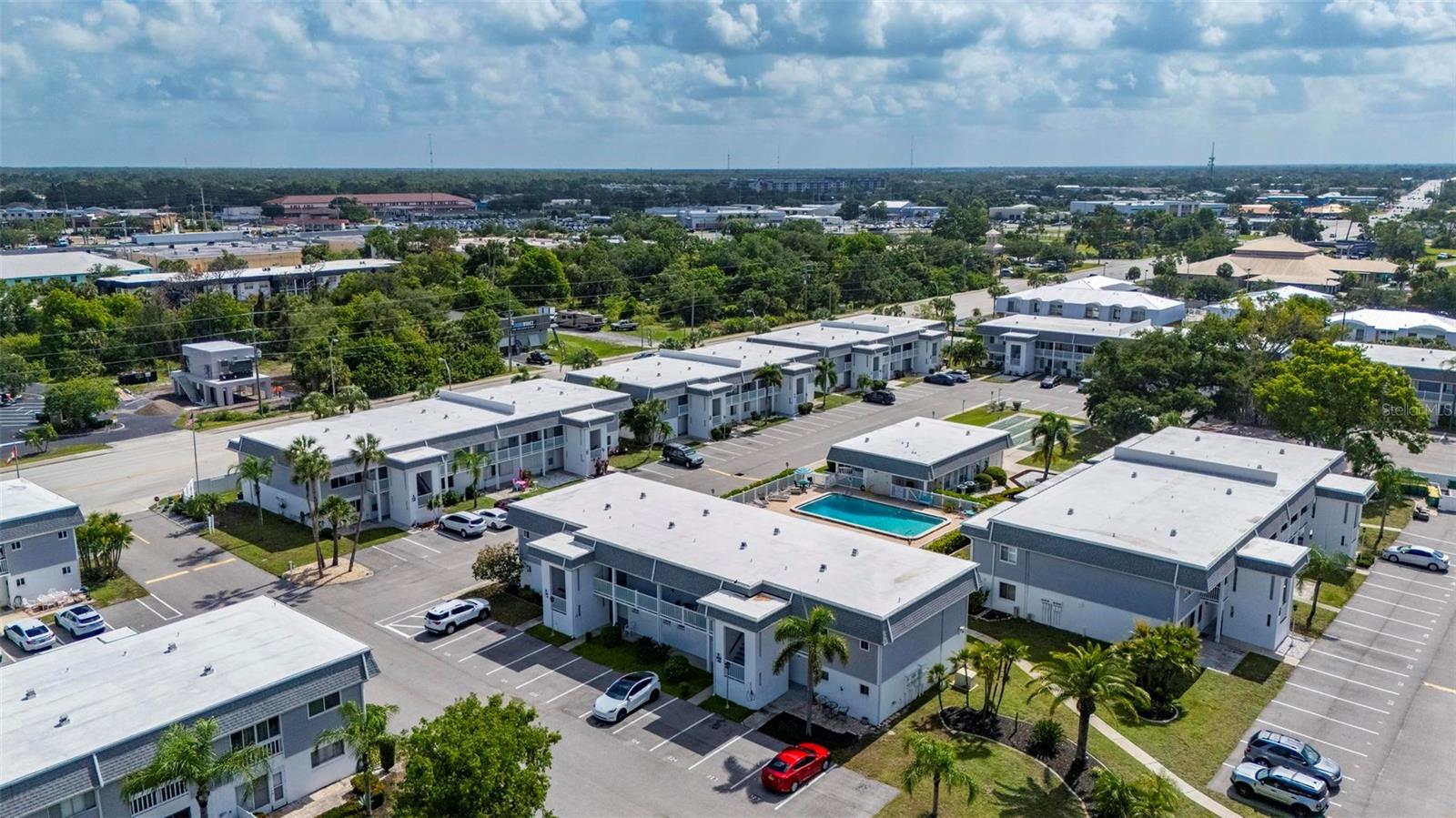 EDGEWATER VILLAGE BLDG E - Residential