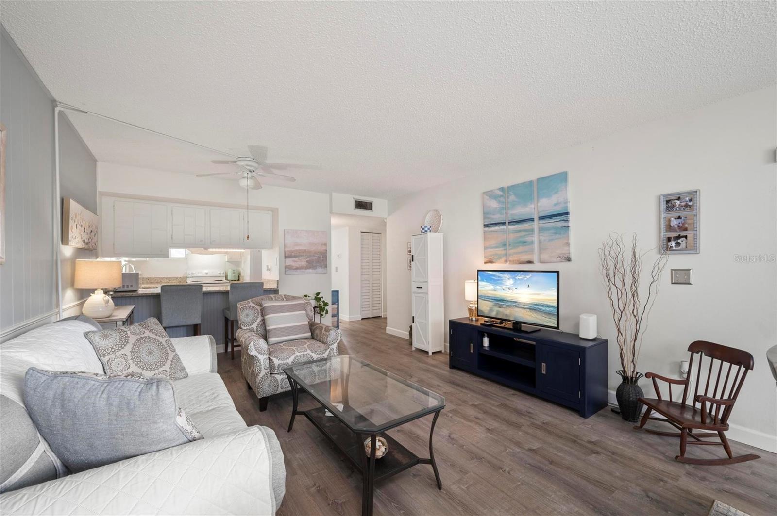 EDGEWATER VILLAGE BLDG E - Residential