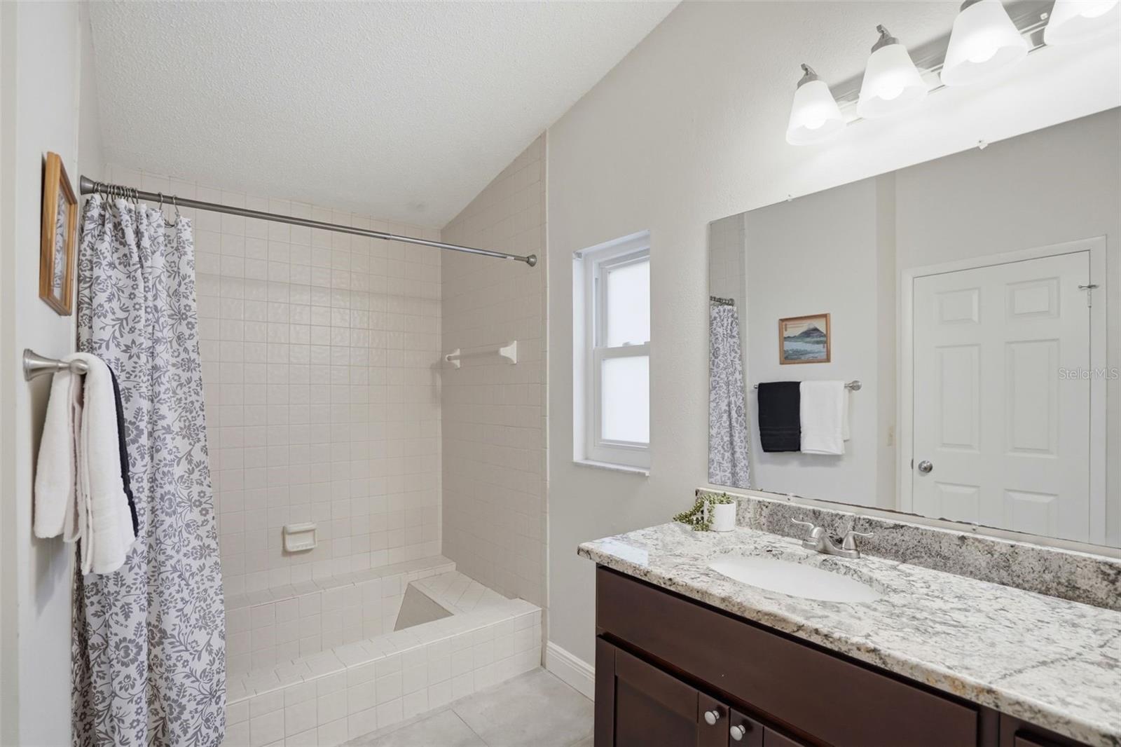 NORTH BAY HILLS - Residential