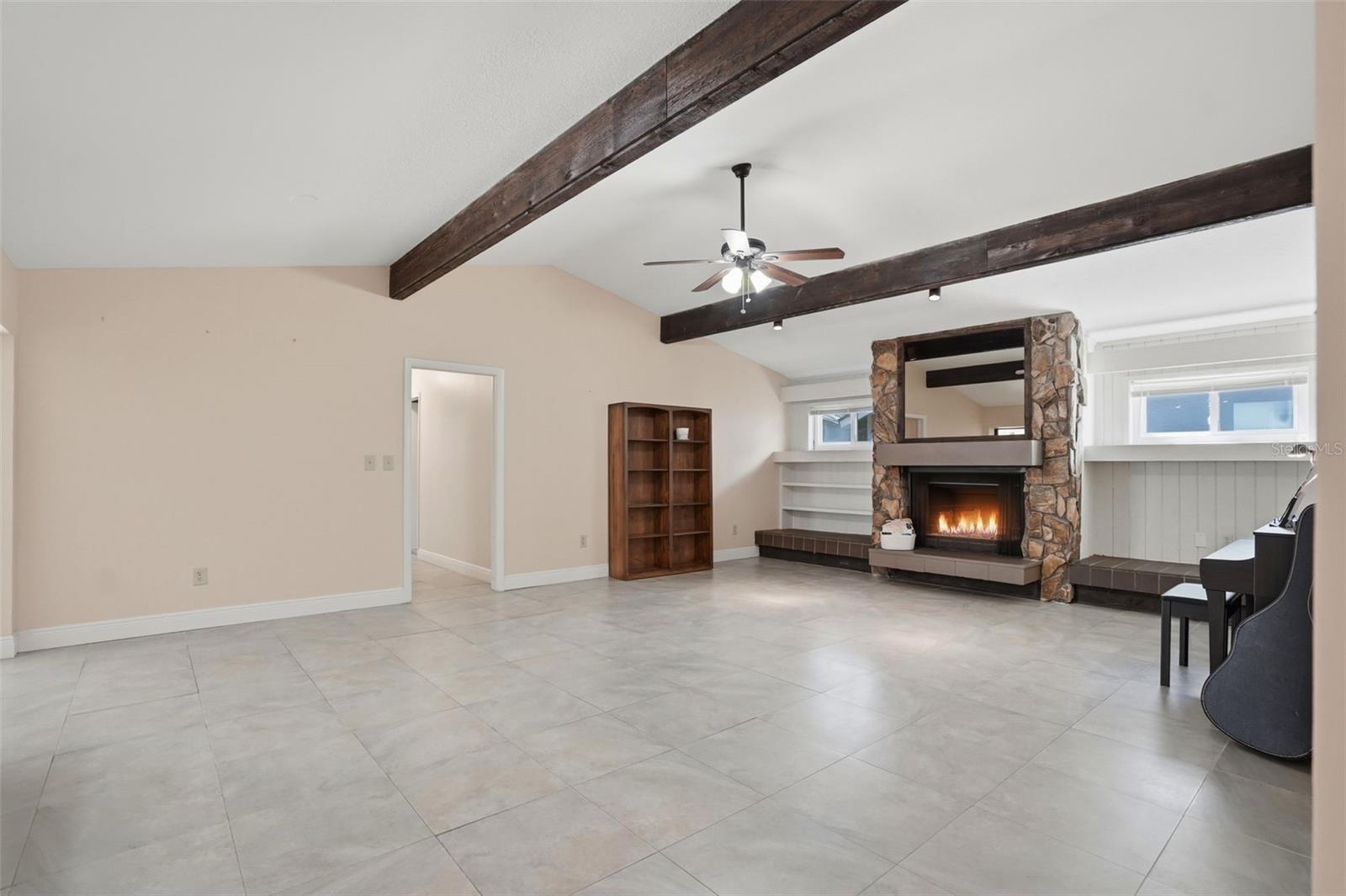 NORTH BAY HILLS - Residential