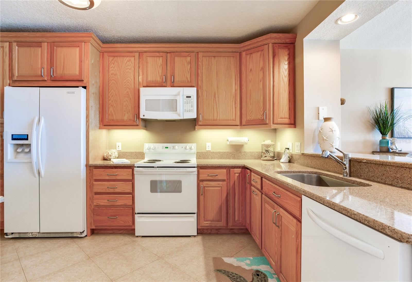 TIDES BEACH CLUB CONDO - Residential