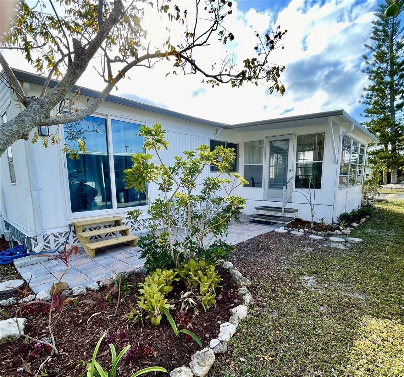 617 CERVINA DRIVE S