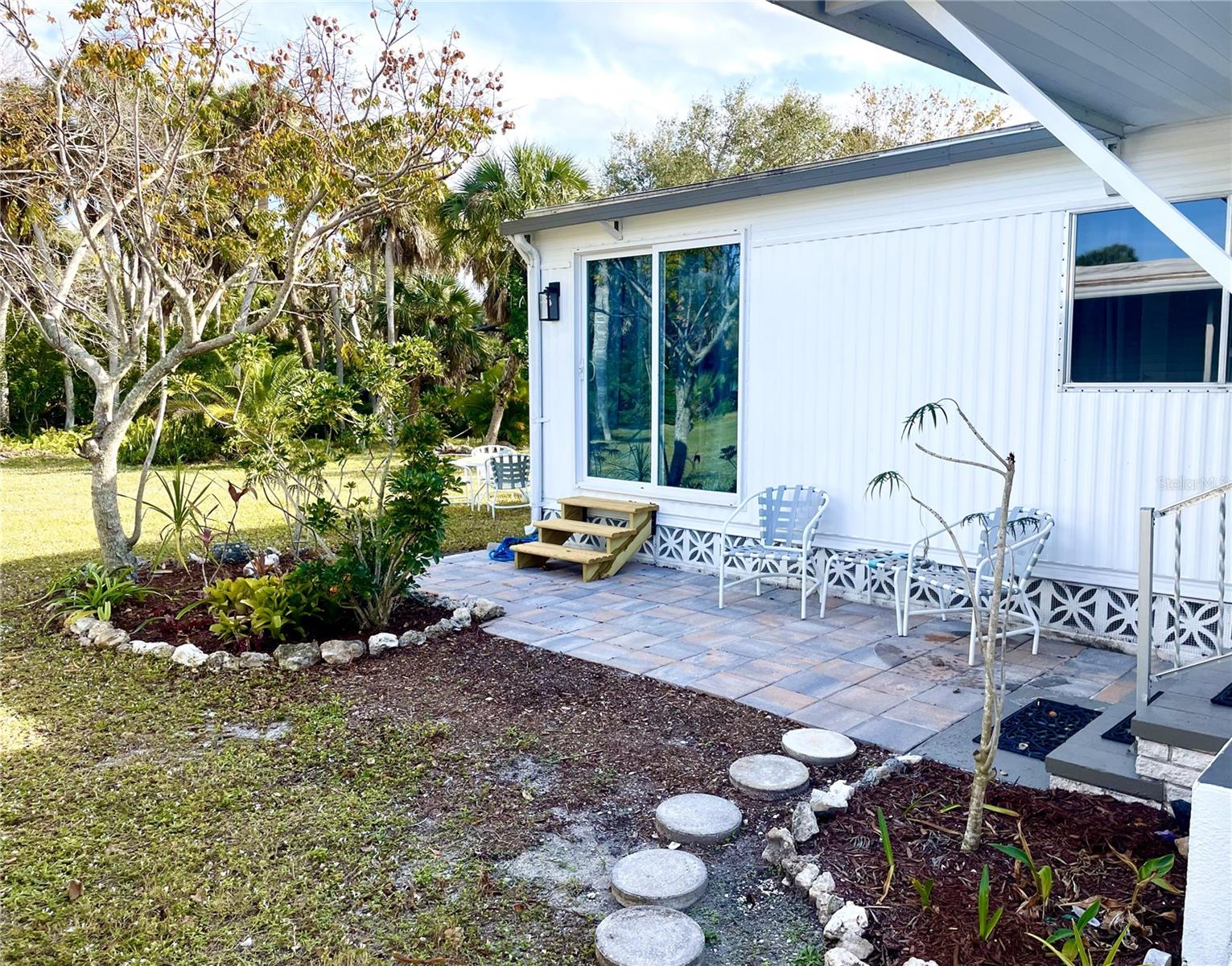 617 CERVINA DRIVE S
