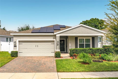 Photo of 860 Carmillion Ct, Groveland, FL 34736 (MLS # G5119634)