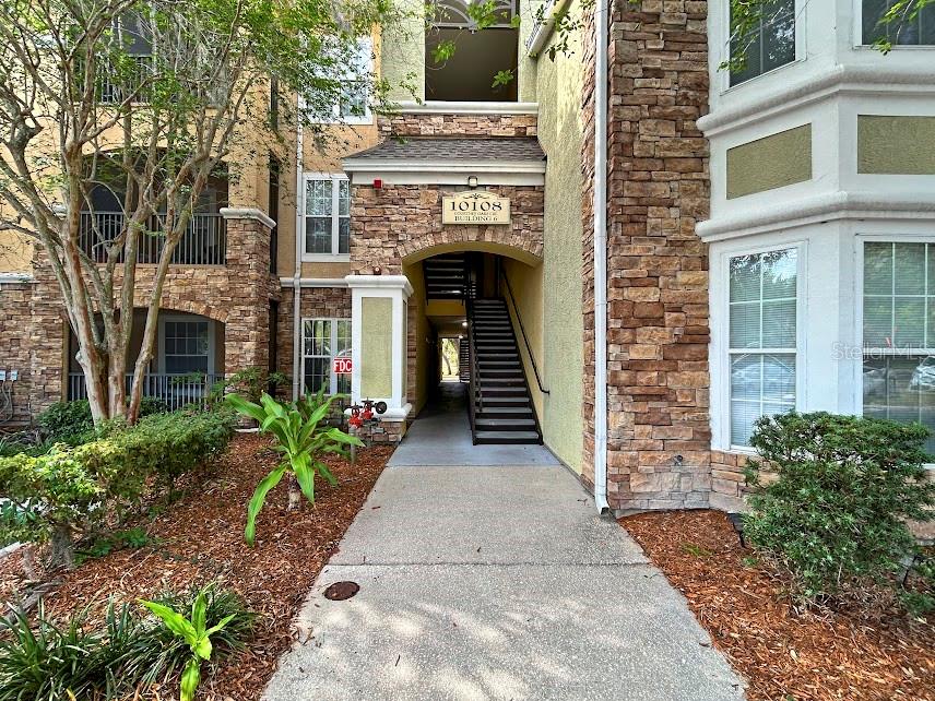 10108 COURTNEY OAKS CIRCLE 203