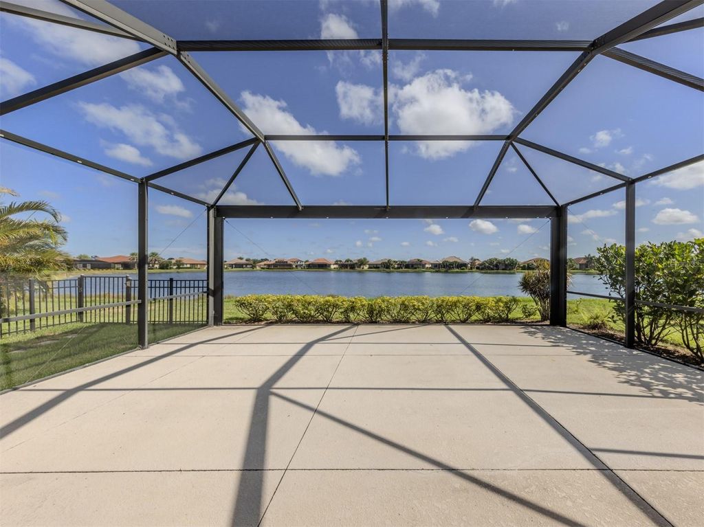 Photo of 13270 Famiglia Drive, Venice, FL 34293 (MLS # N6139560)