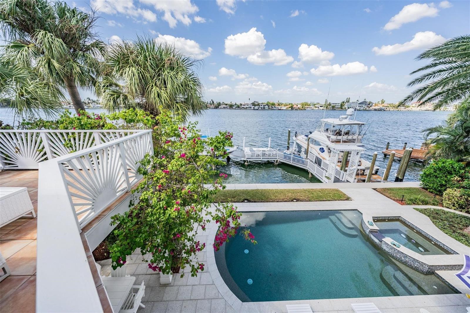 BRIGHTWATER BEACH ESTATES 1ST ADD - Residential