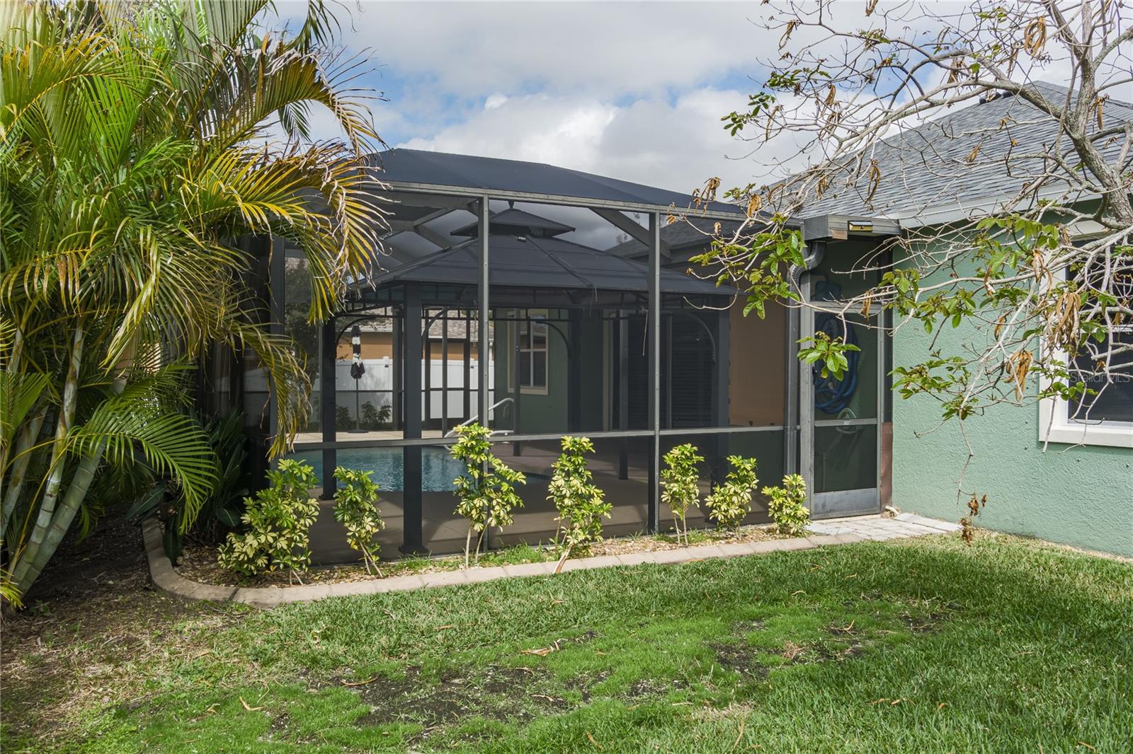 LAKESIDE PRESERVE - Residential