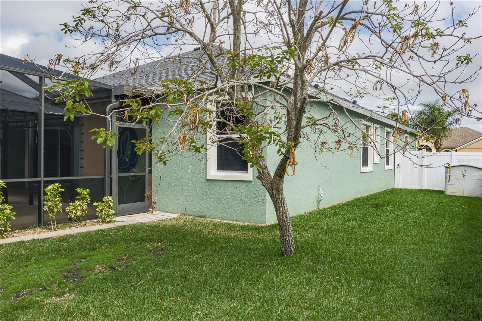 LAKESIDE PRESERVE - Residential