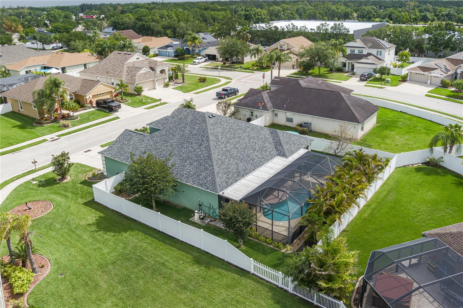 LAKESIDE PRESERVE - Residential