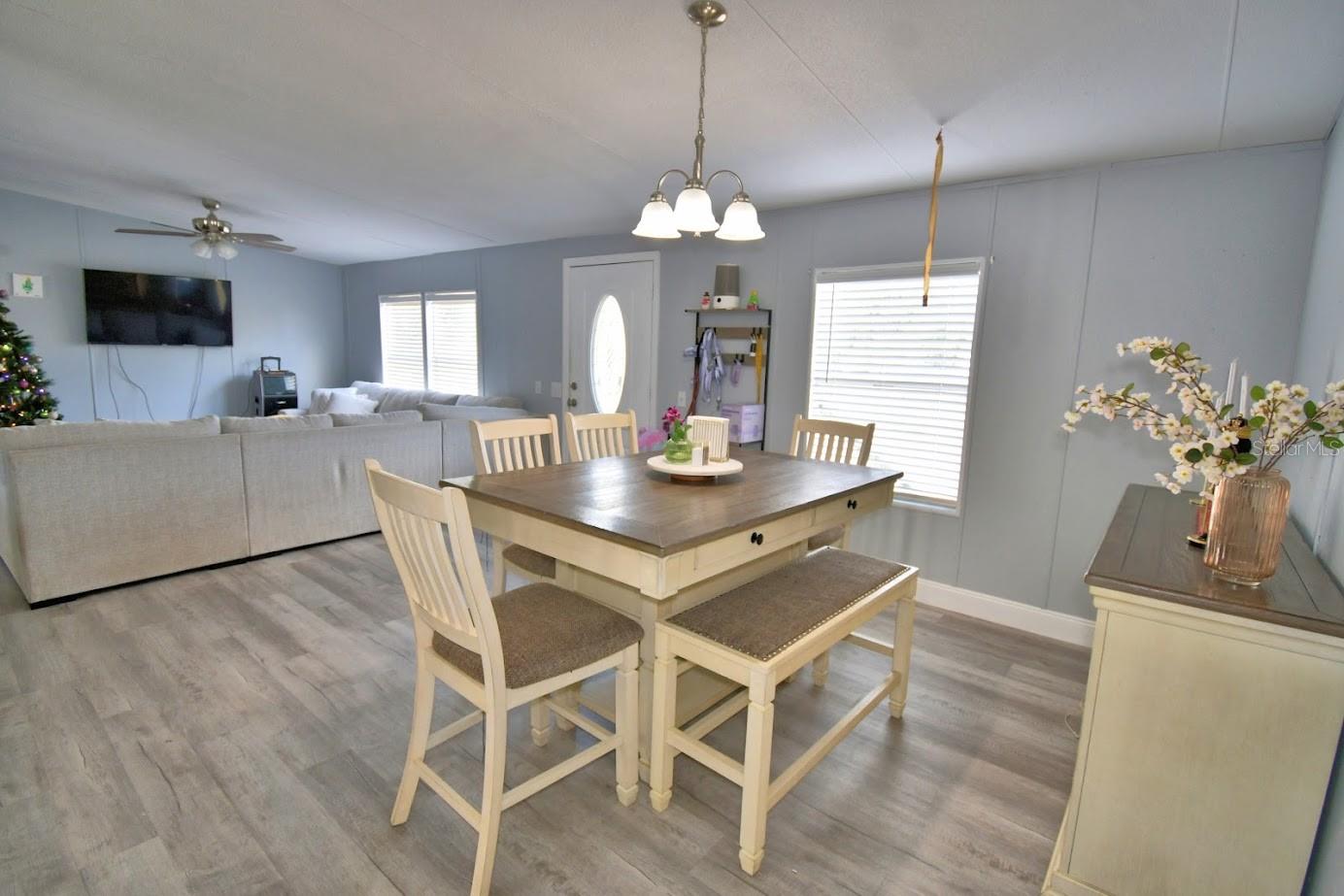 COUNTRY TRAILS PH 04 - Residential