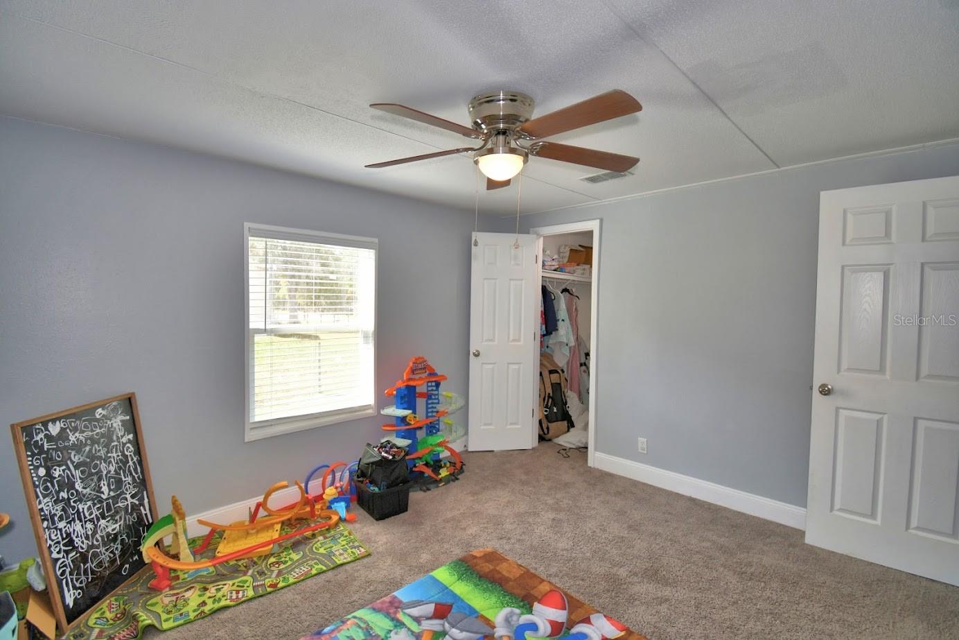 COUNTRY TRAILS PH 04 - Residential