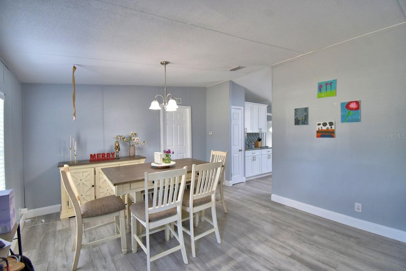 COUNTRY TRAILS PH 04 - Residential