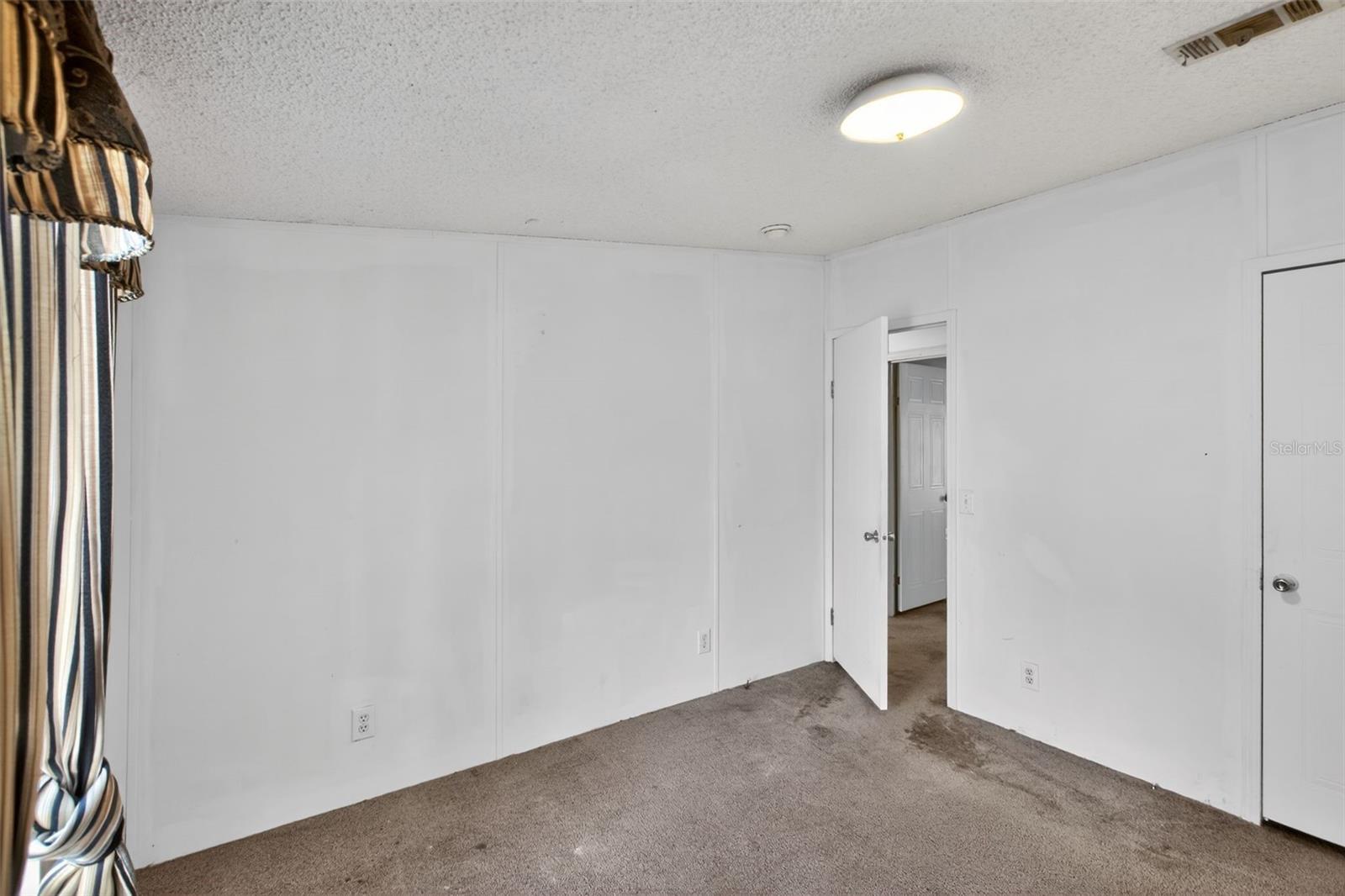 PINE VALLEY UNIT 02 - Residential