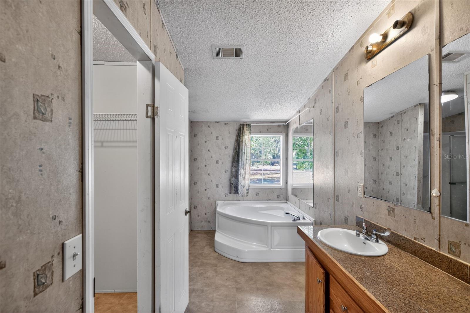 PINE VALLEY UNIT 02 - Residential