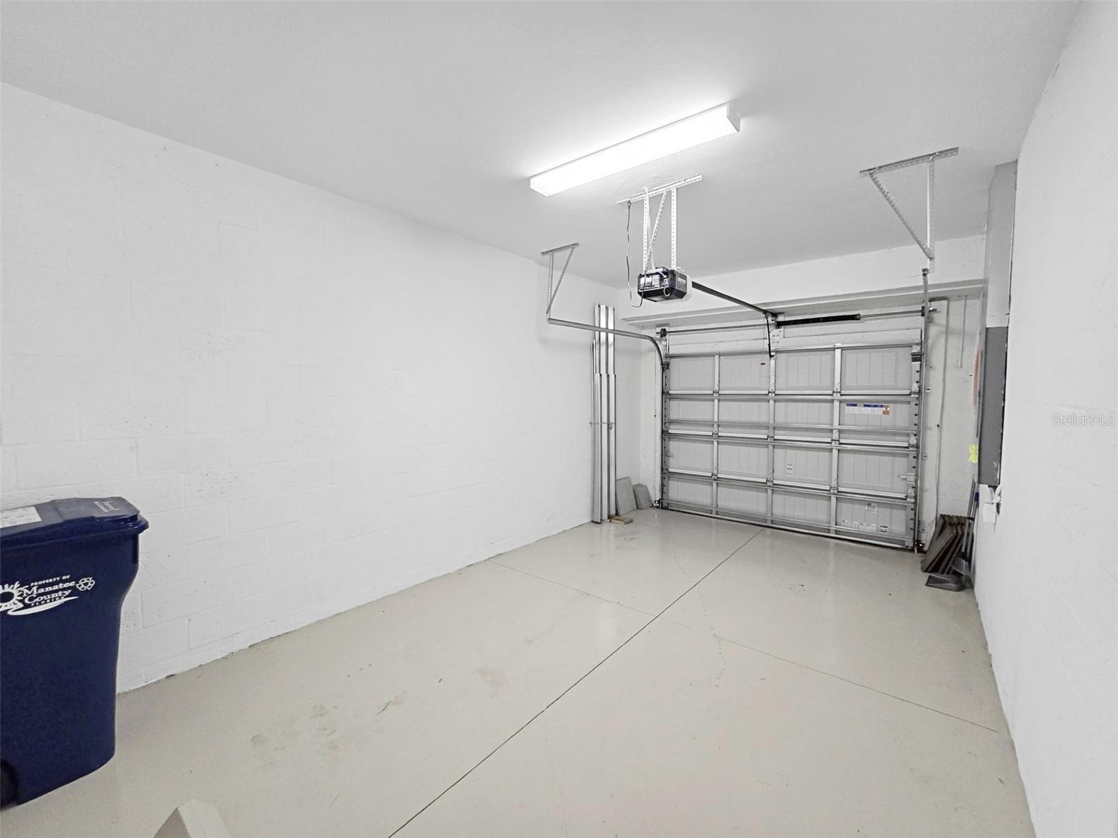 LORRAINE LAKES PH IIA - Residential Lease