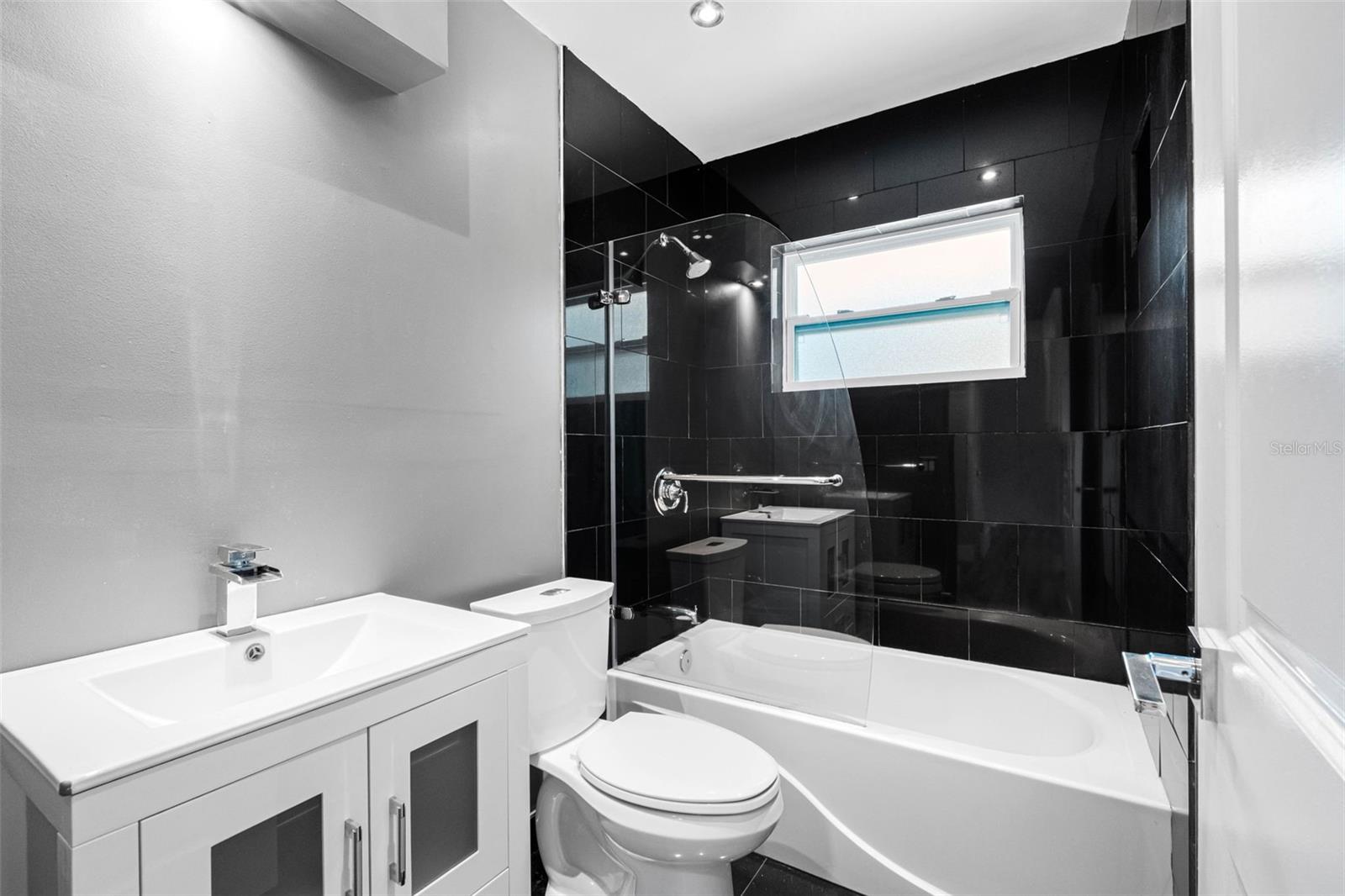 EDEN SHORES SEC 9 PT REP - Residential Lease