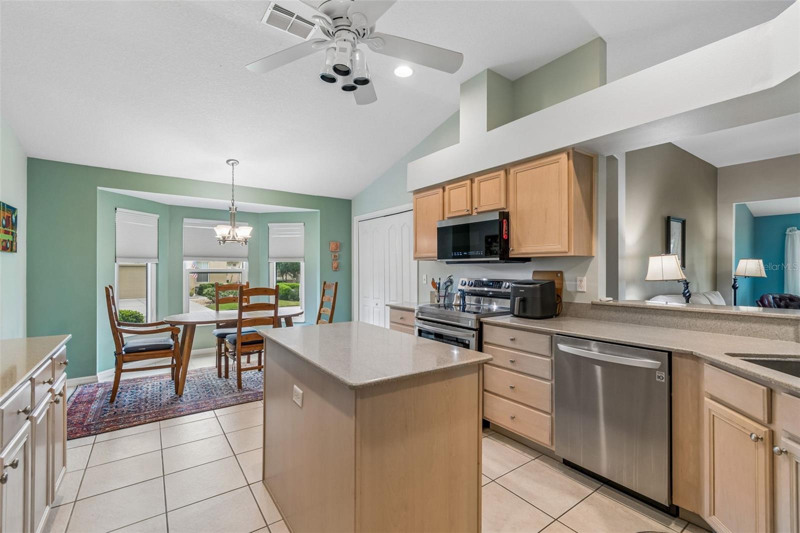 GRANTHAM CONDO - Residential