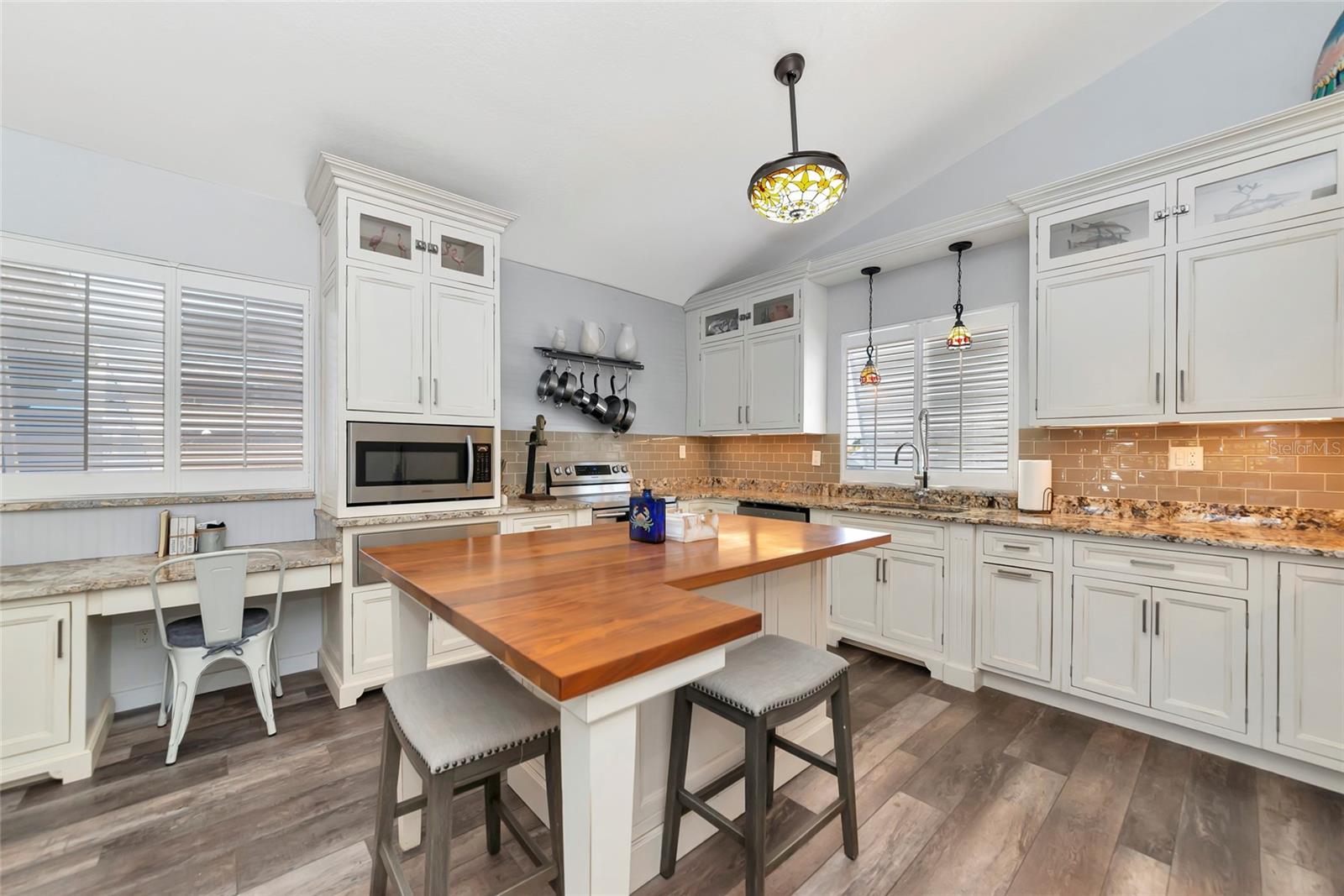 RIVERDALE REV - Residential