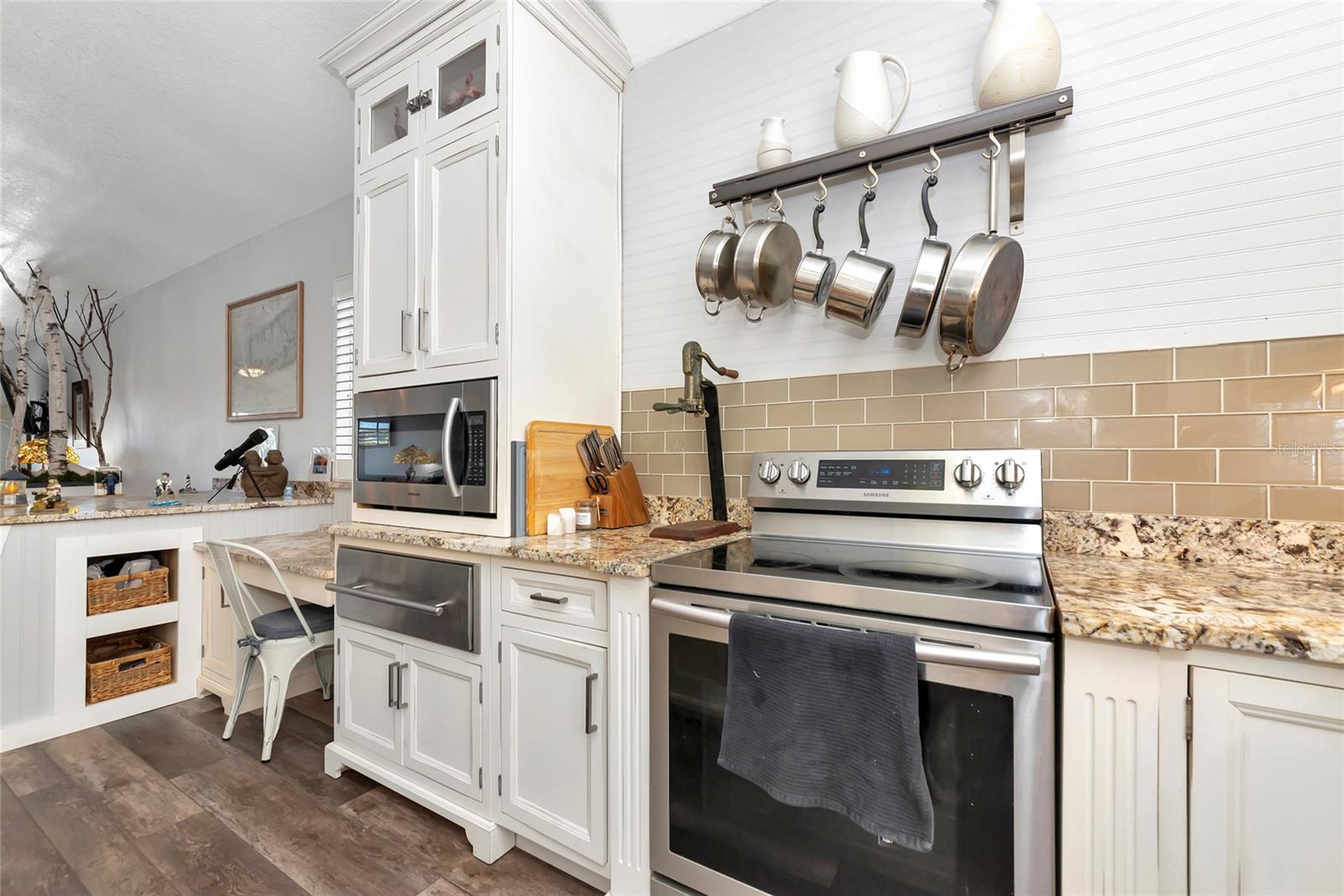 RIVERDALE REV - Residential