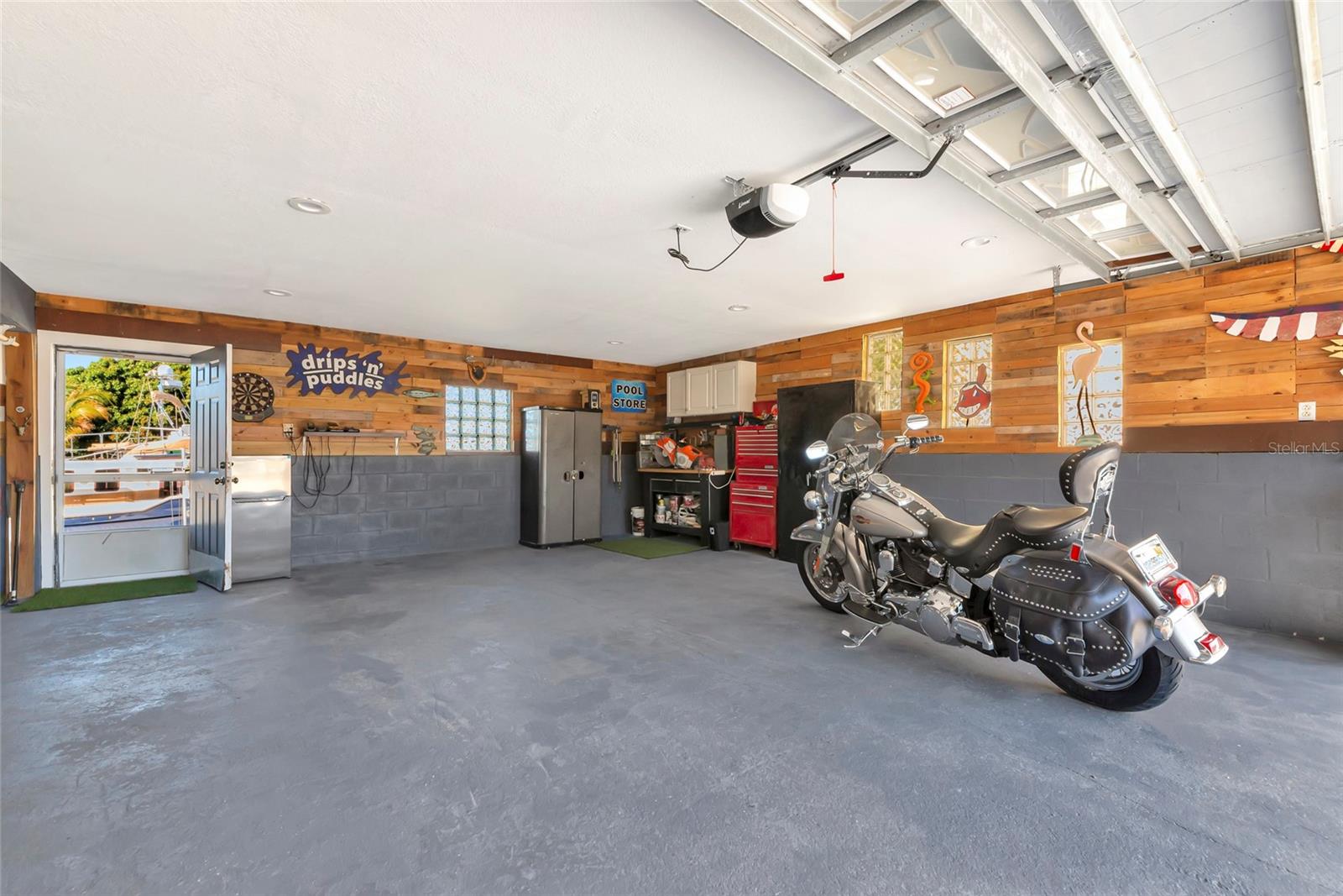 RIVERDALE REV - Residential