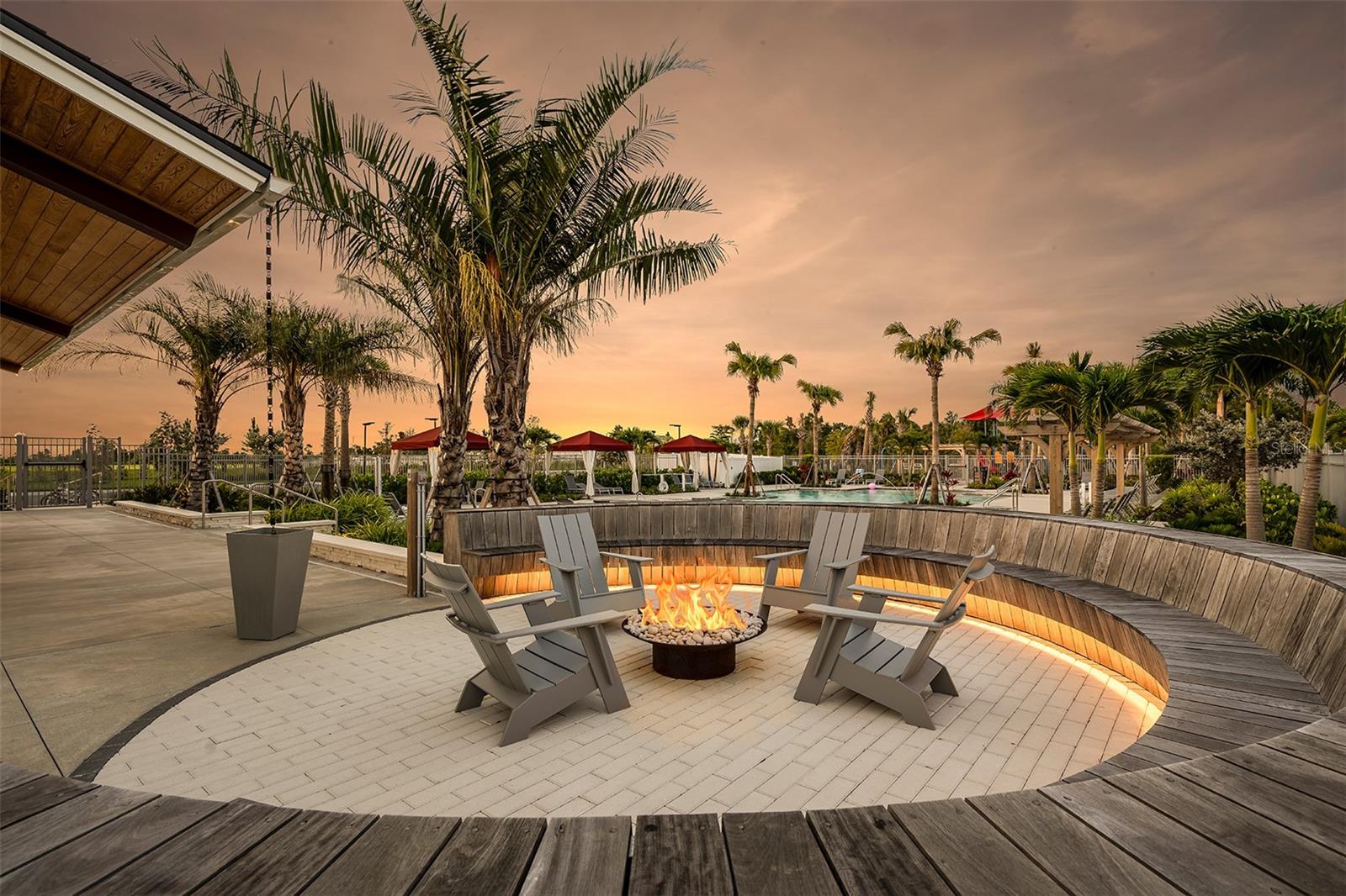 LAKESPUR AT WELLEN PARK - Residential