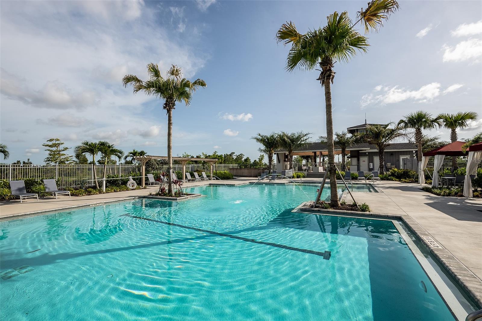 LAKESPUR AT WELLEN PARK - Residential