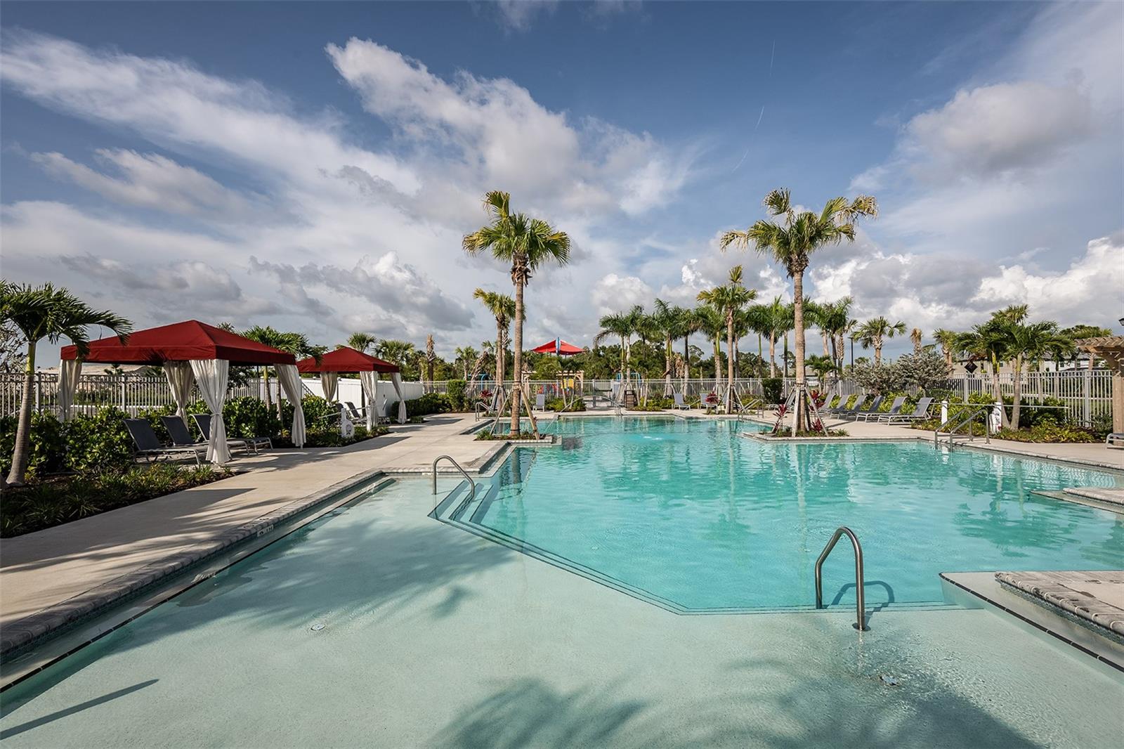 LAKESPUR AT WELLEN PARK - Residential