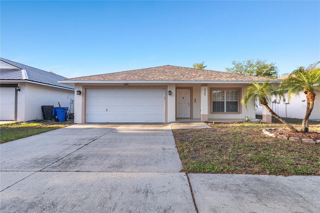 Photo of 2209 Pleasure Run Drive, Ruskin, FL 33570 (MLS # TB8497283)