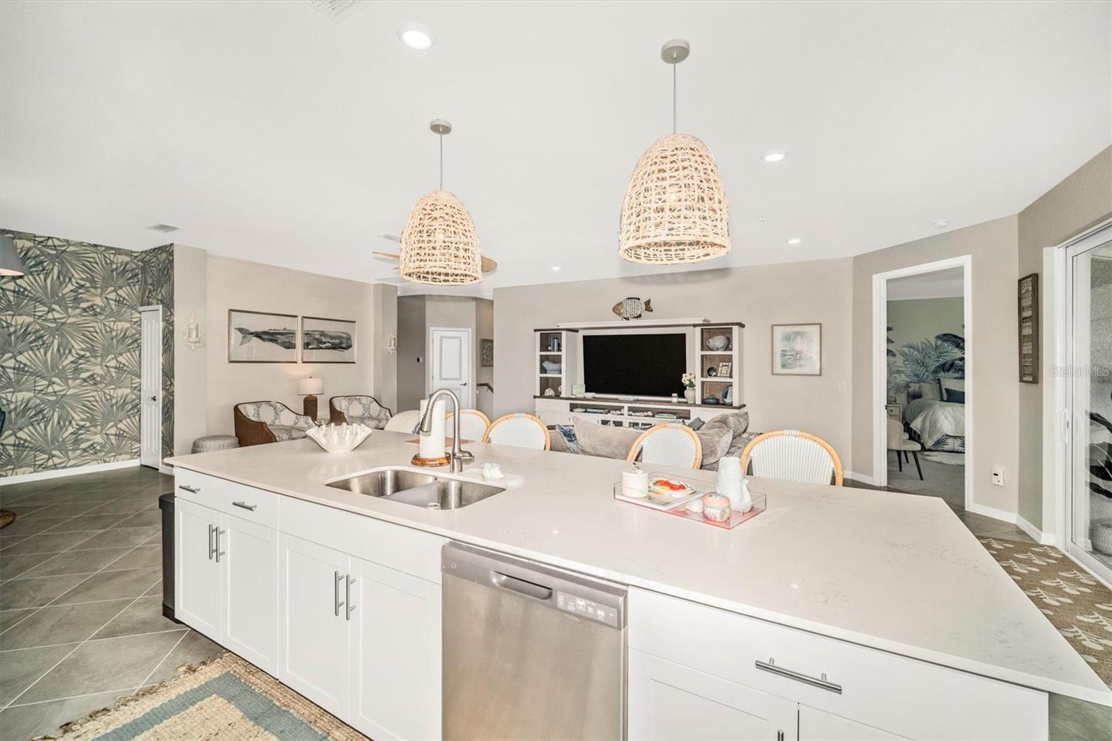 WELLEN PARK GOLF & COUNTRY CLUB - Residential Lease