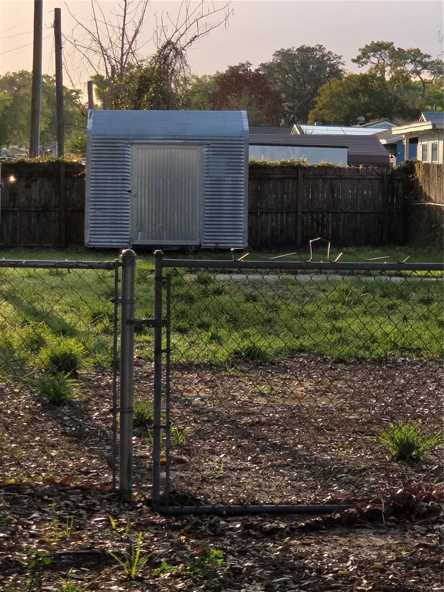 UNPLATTED - Residential