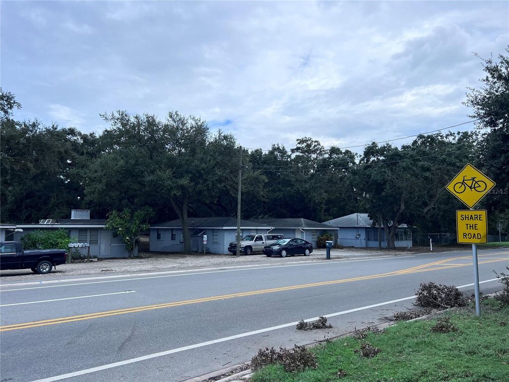 Photo of 1302 Sunset Pt Rd, Clearwater, FL 33755 (MLS # W7877665)