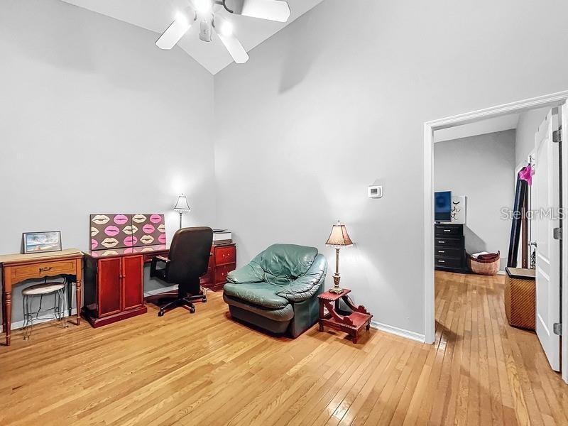 BAYSHORE TWNHS - Residential