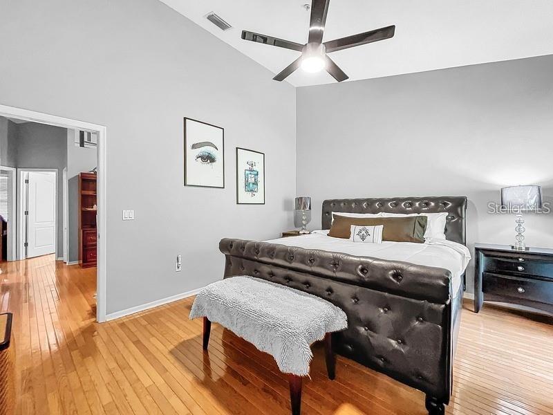 BAYSHORE TWNHS - Residential
