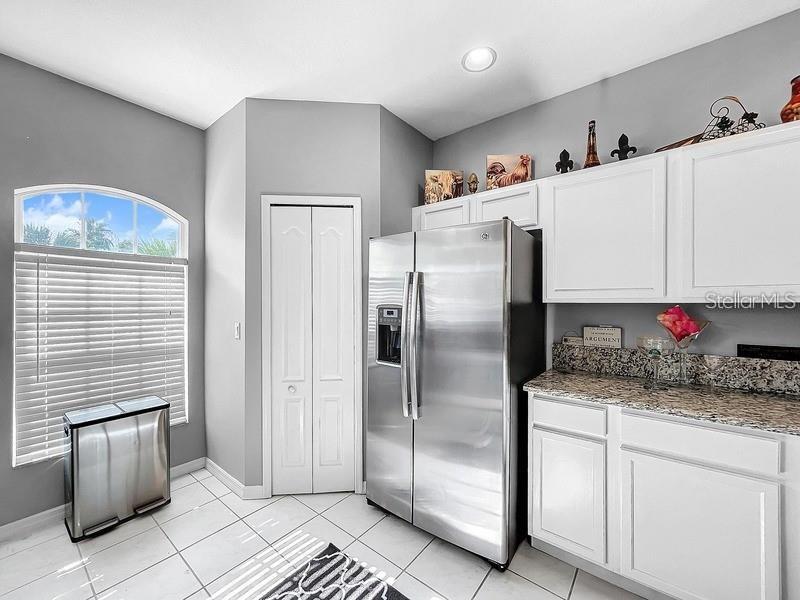 BAYSHORE TWNHS - Residential