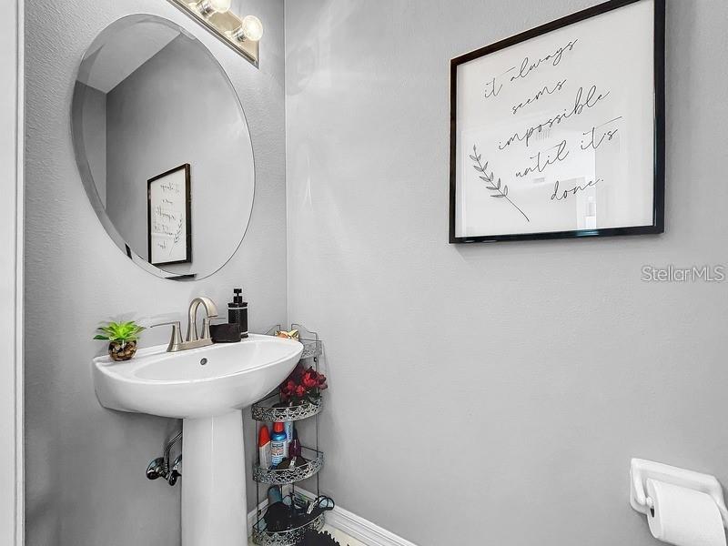 BAYSHORE TWNHS - Residential
