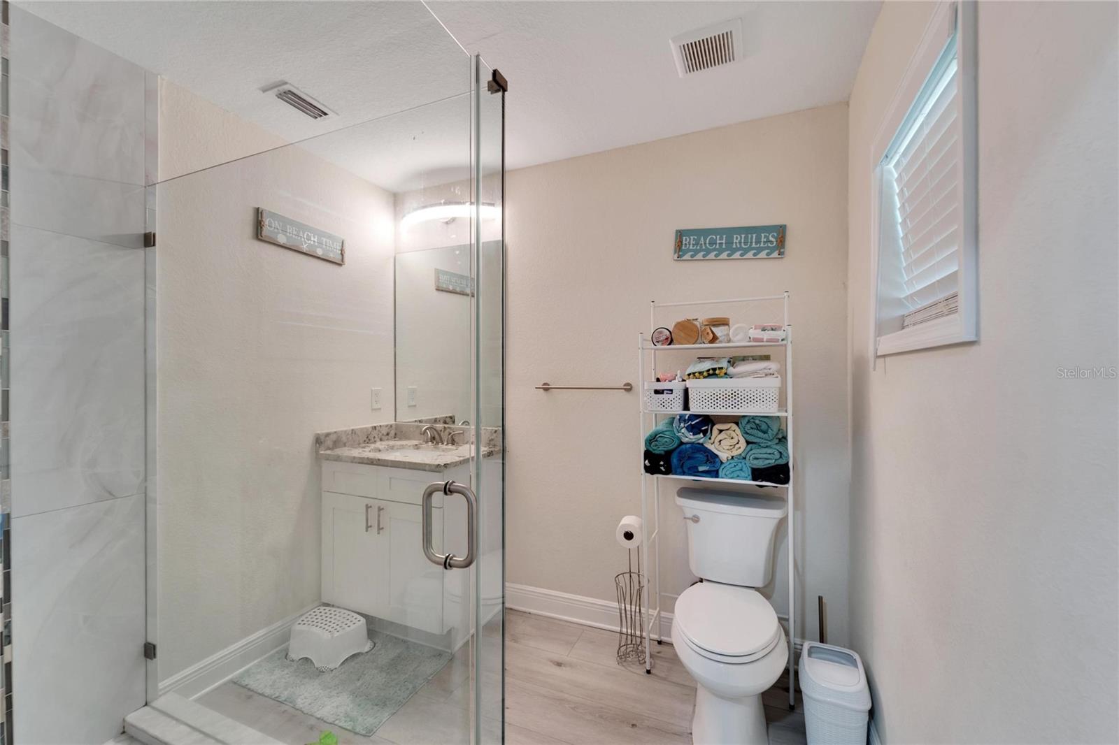 BOUR LANDS - Residential