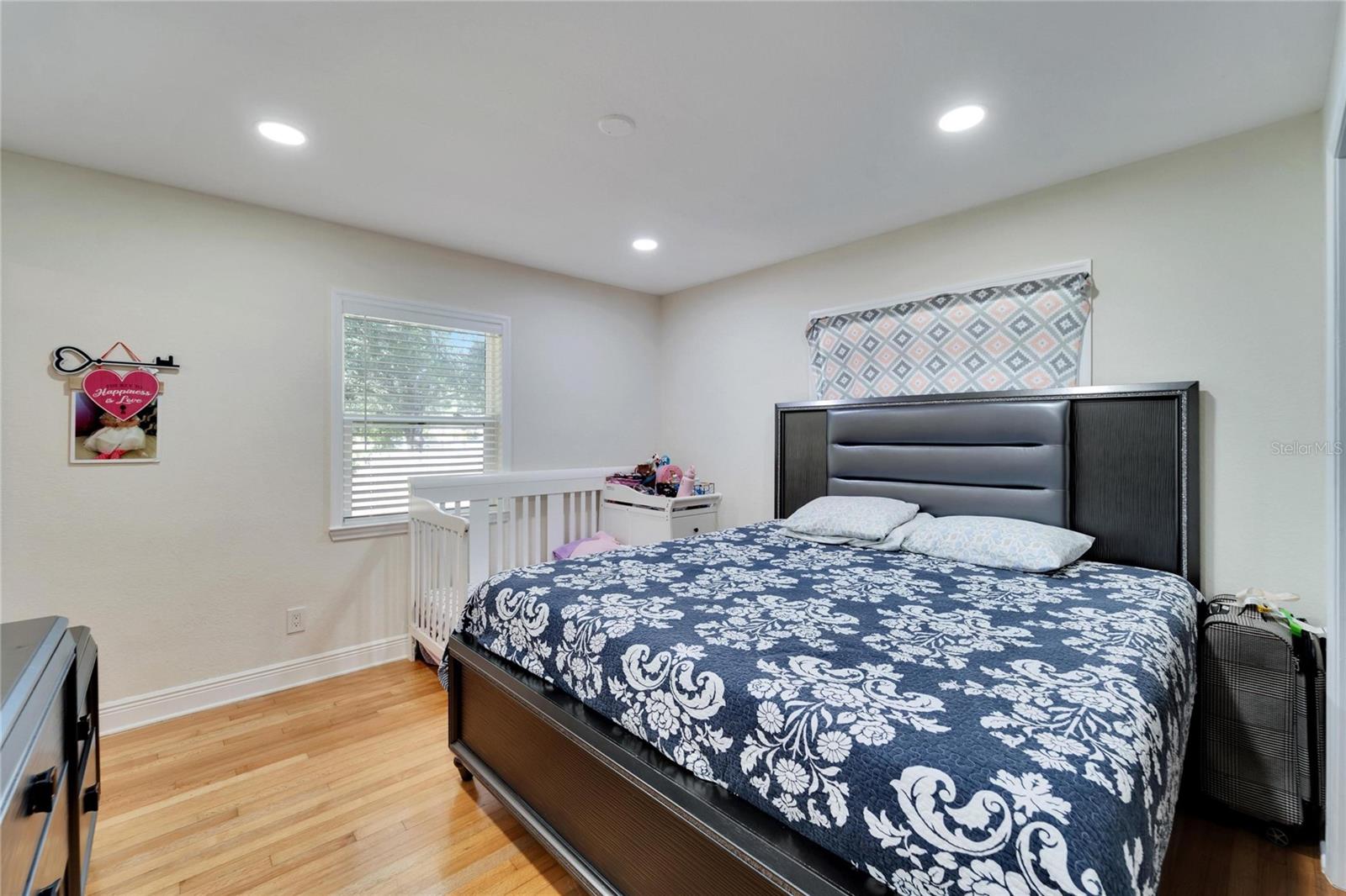 BOUR LANDS - Residential