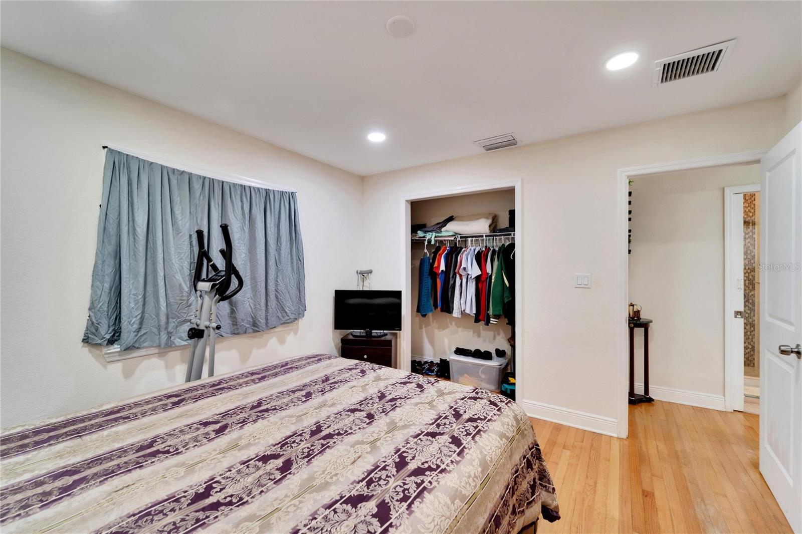 BOUR LANDS - Residential