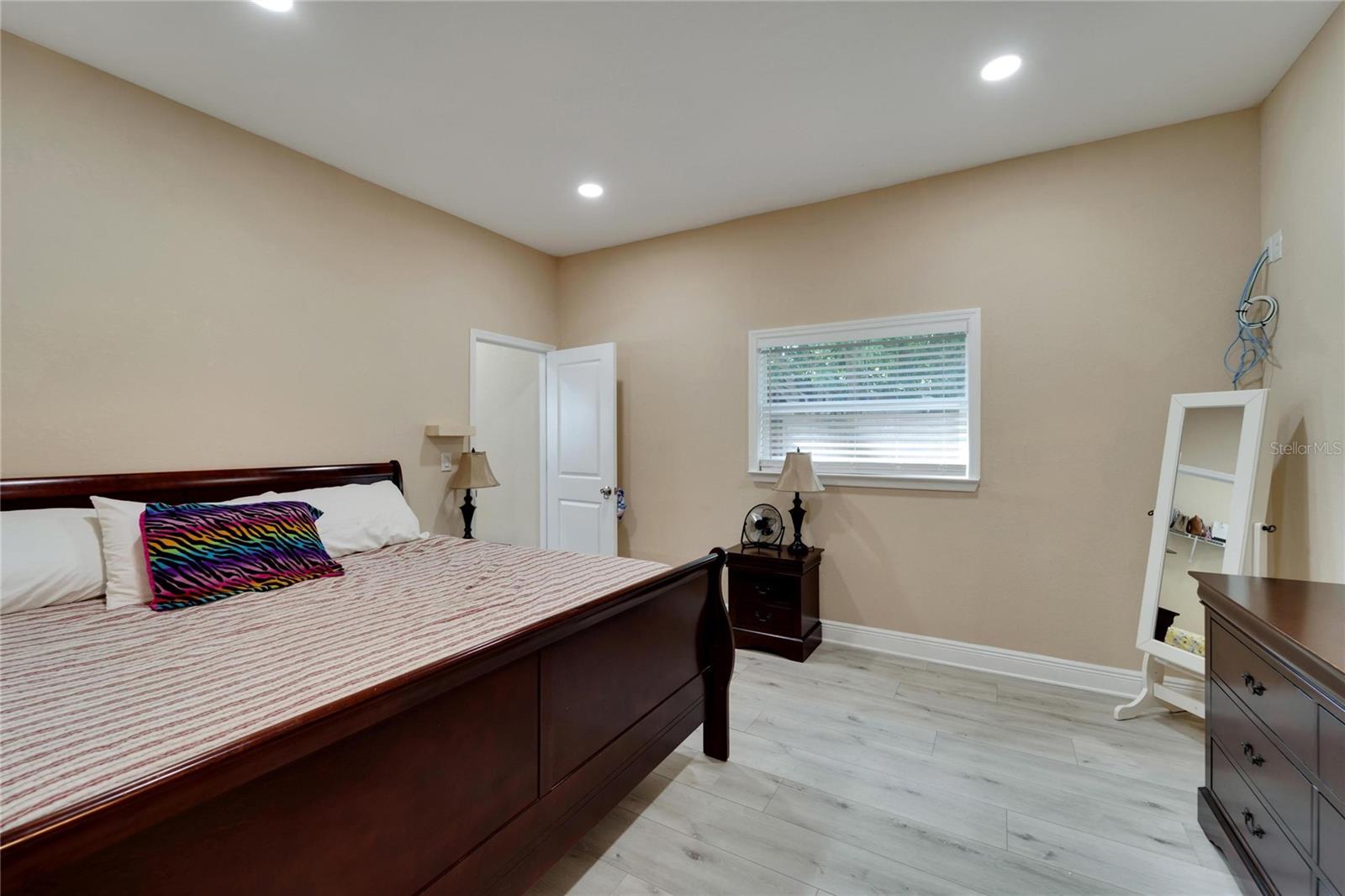 BOUR LANDS - Residential