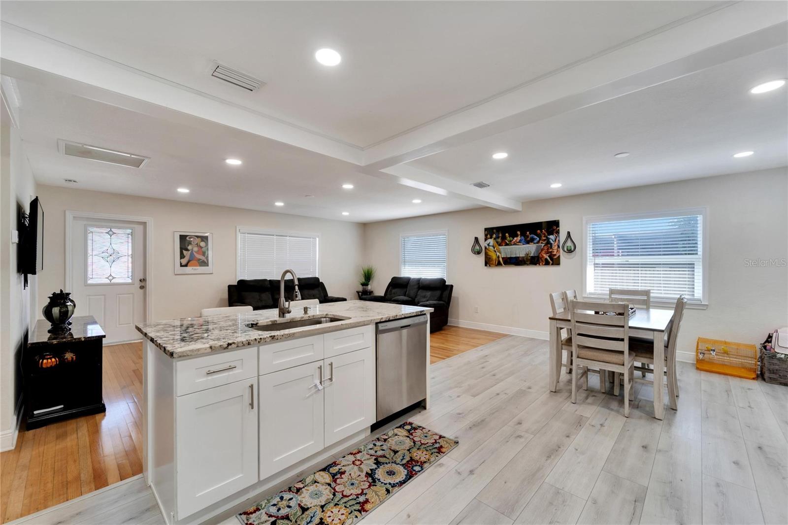 BOUR LANDS - Residential