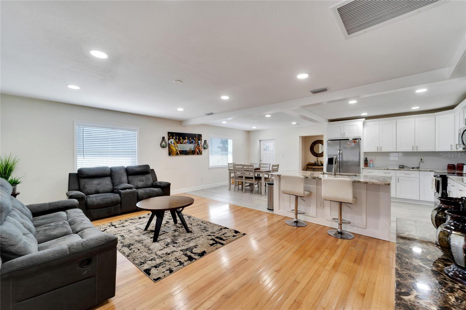 BOUR LANDS - Residential