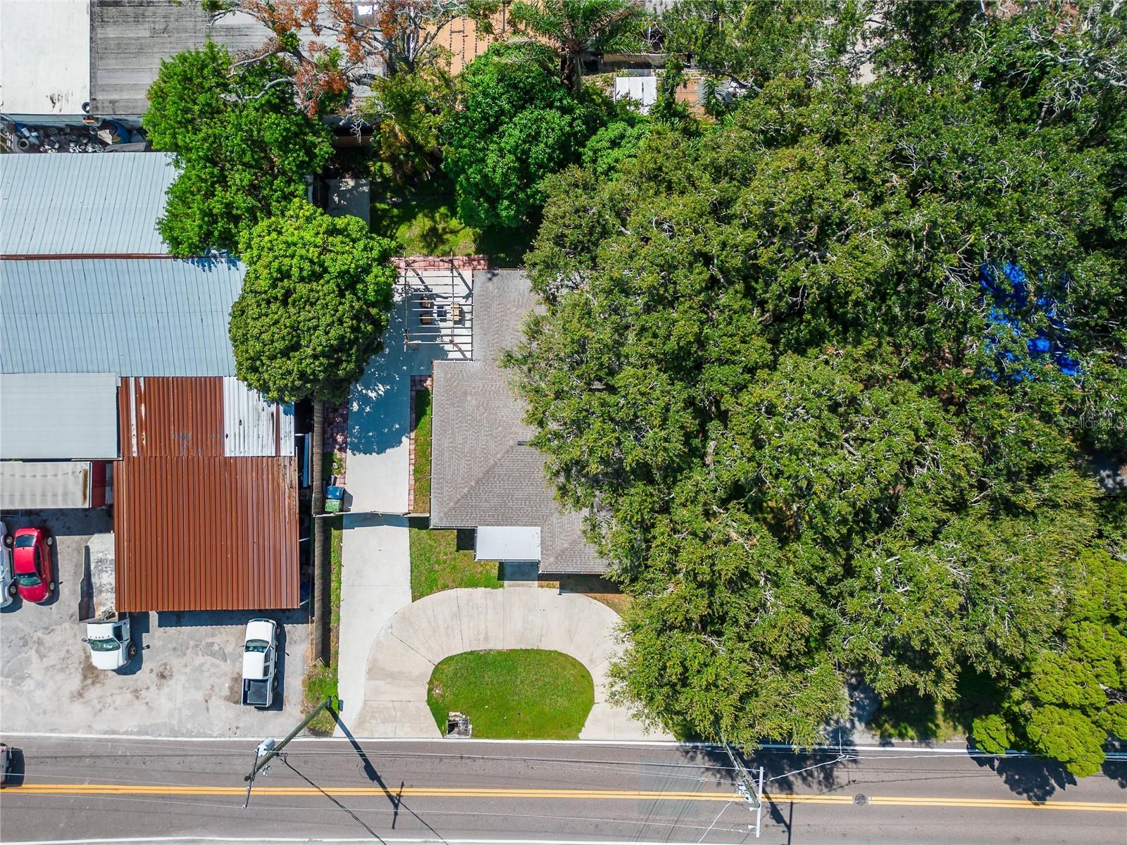 BOUR LANDS - Residential