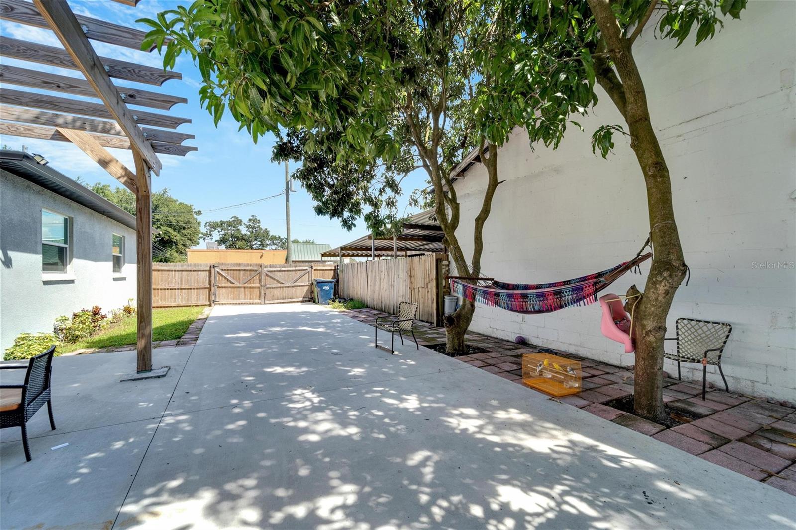 BOUR LANDS - Residential