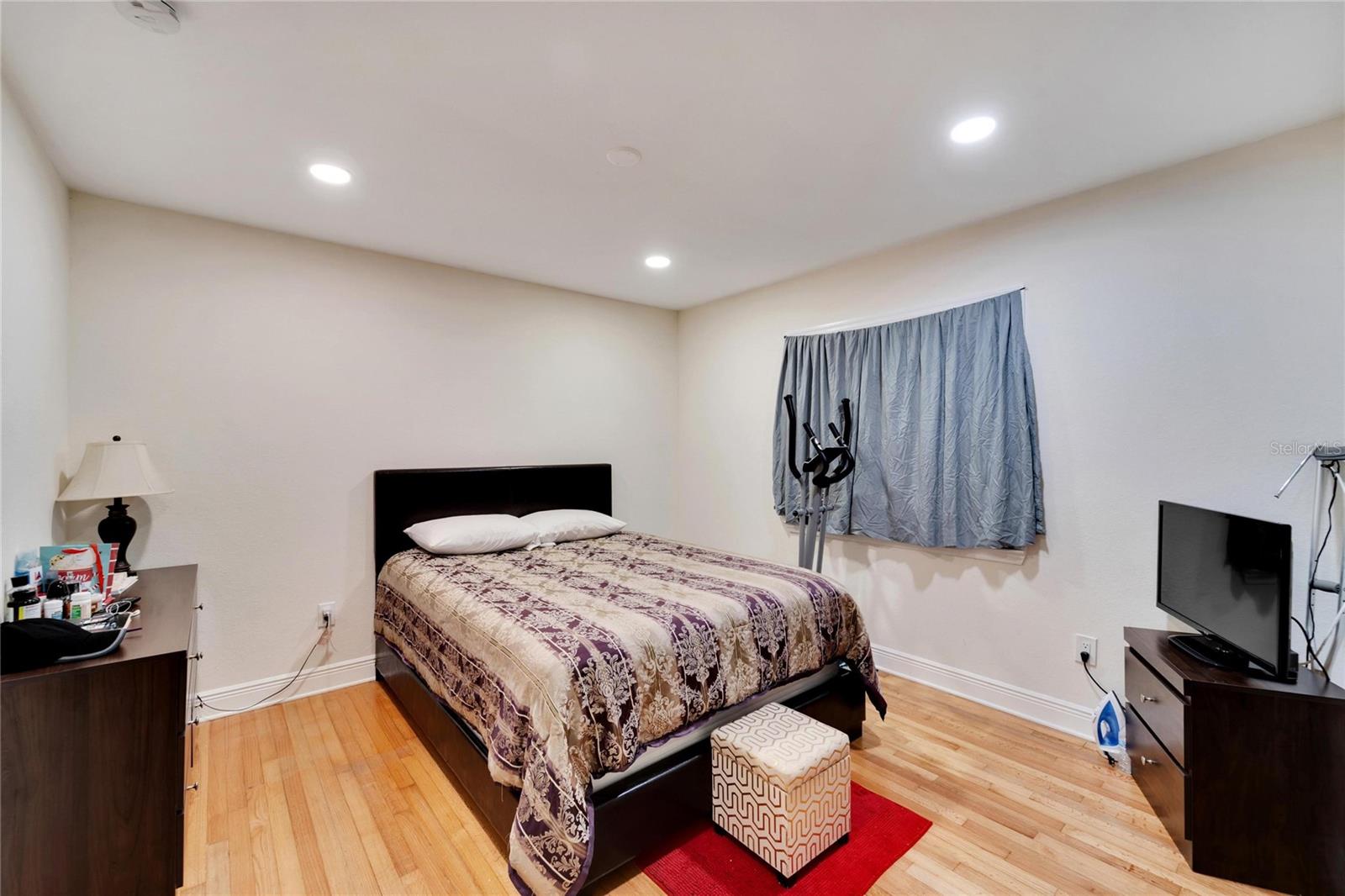 BOUR LANDS - Residential