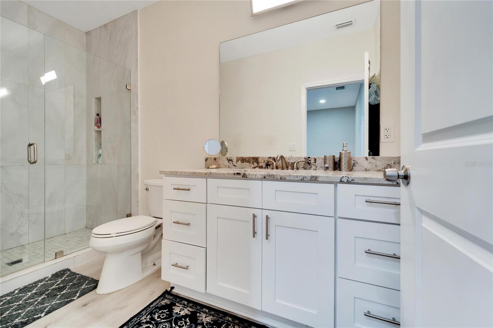 BOUR LANDS - Residential