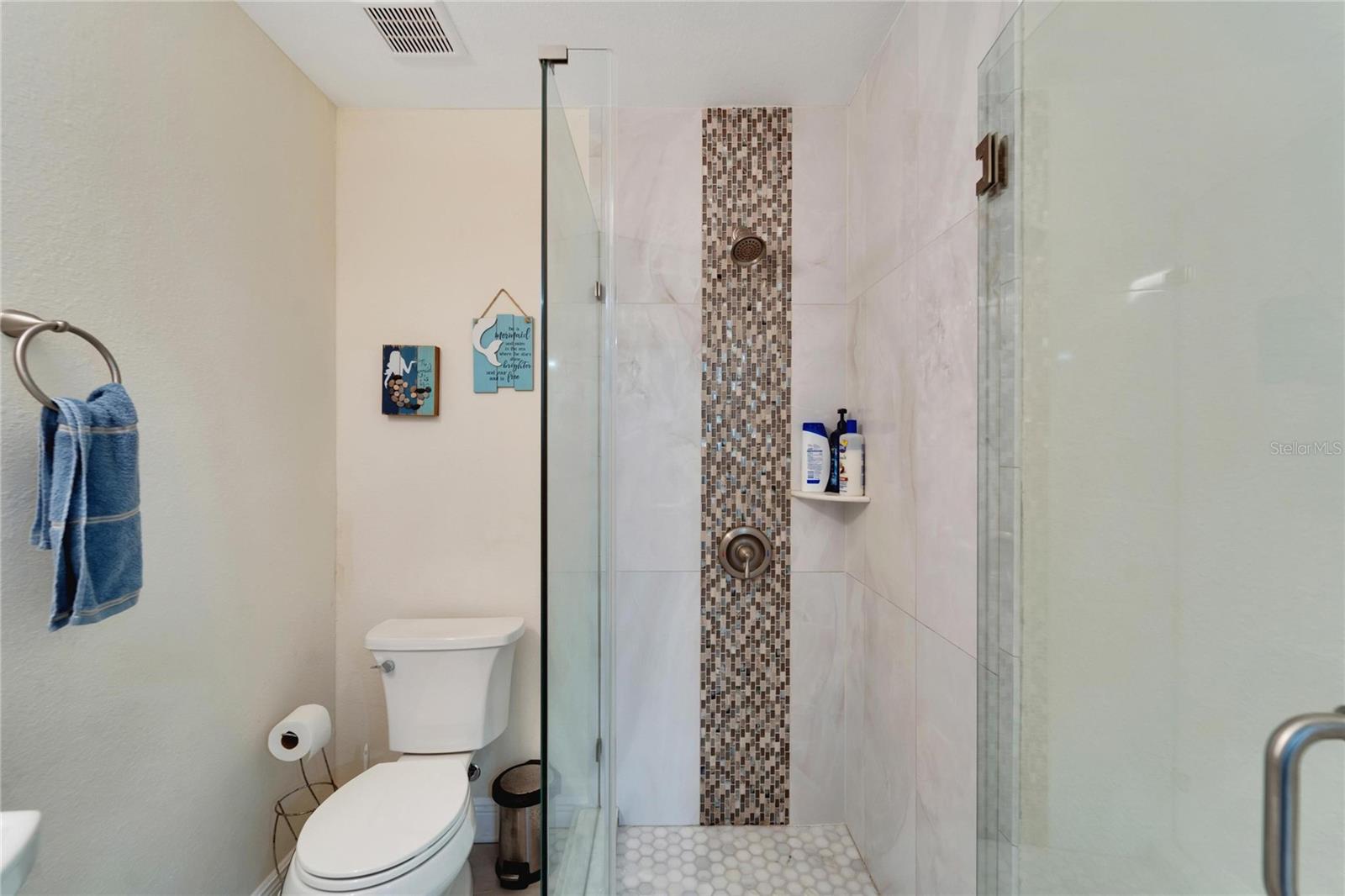 BOUR LANDS - Residential