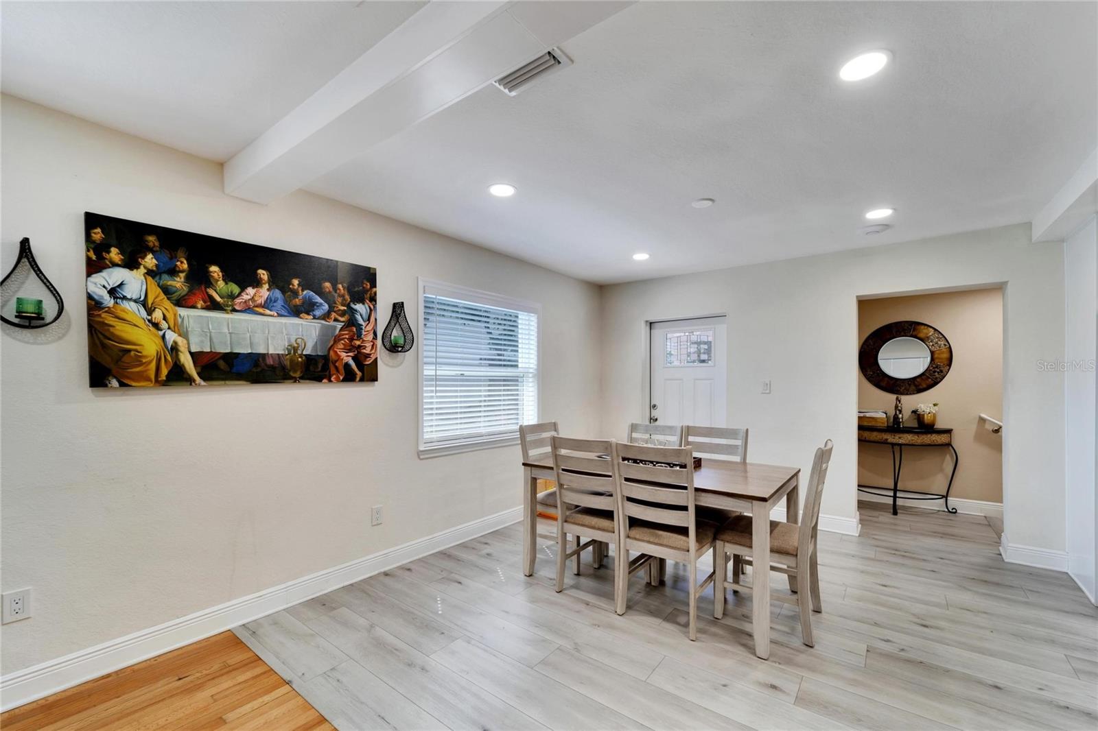 BOUR LANDS - Residential